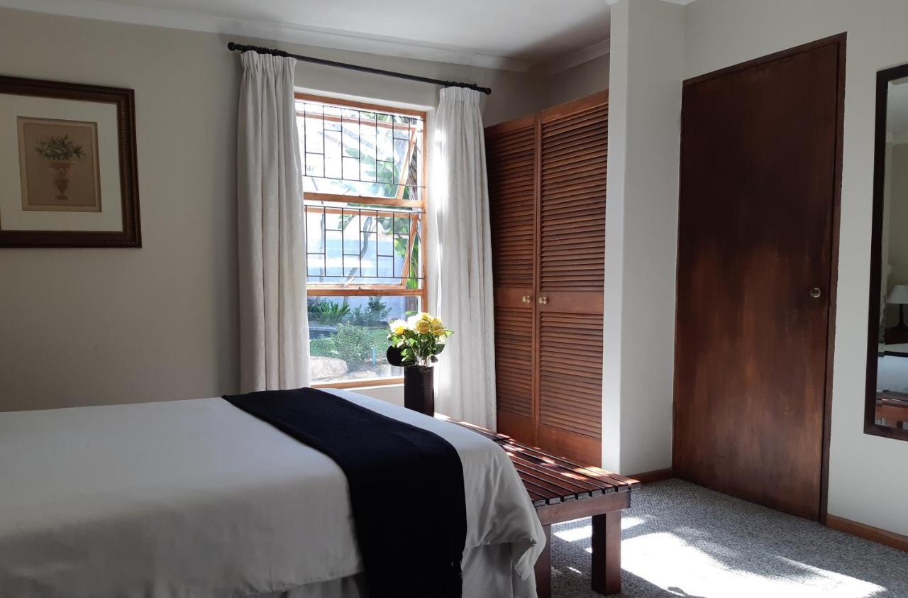 Be My Guest Lodge Bloubergstrand Luaran gambar