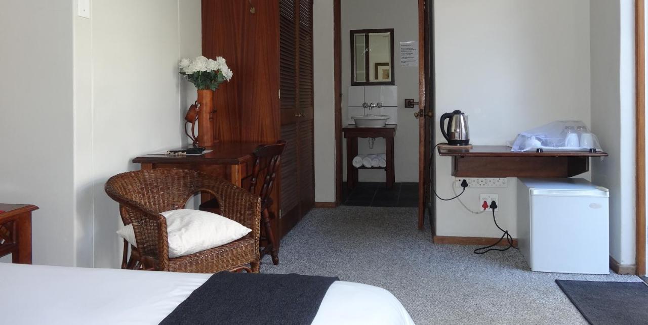 Be My Guest Lodge Bloubergstrand Luaran gambar